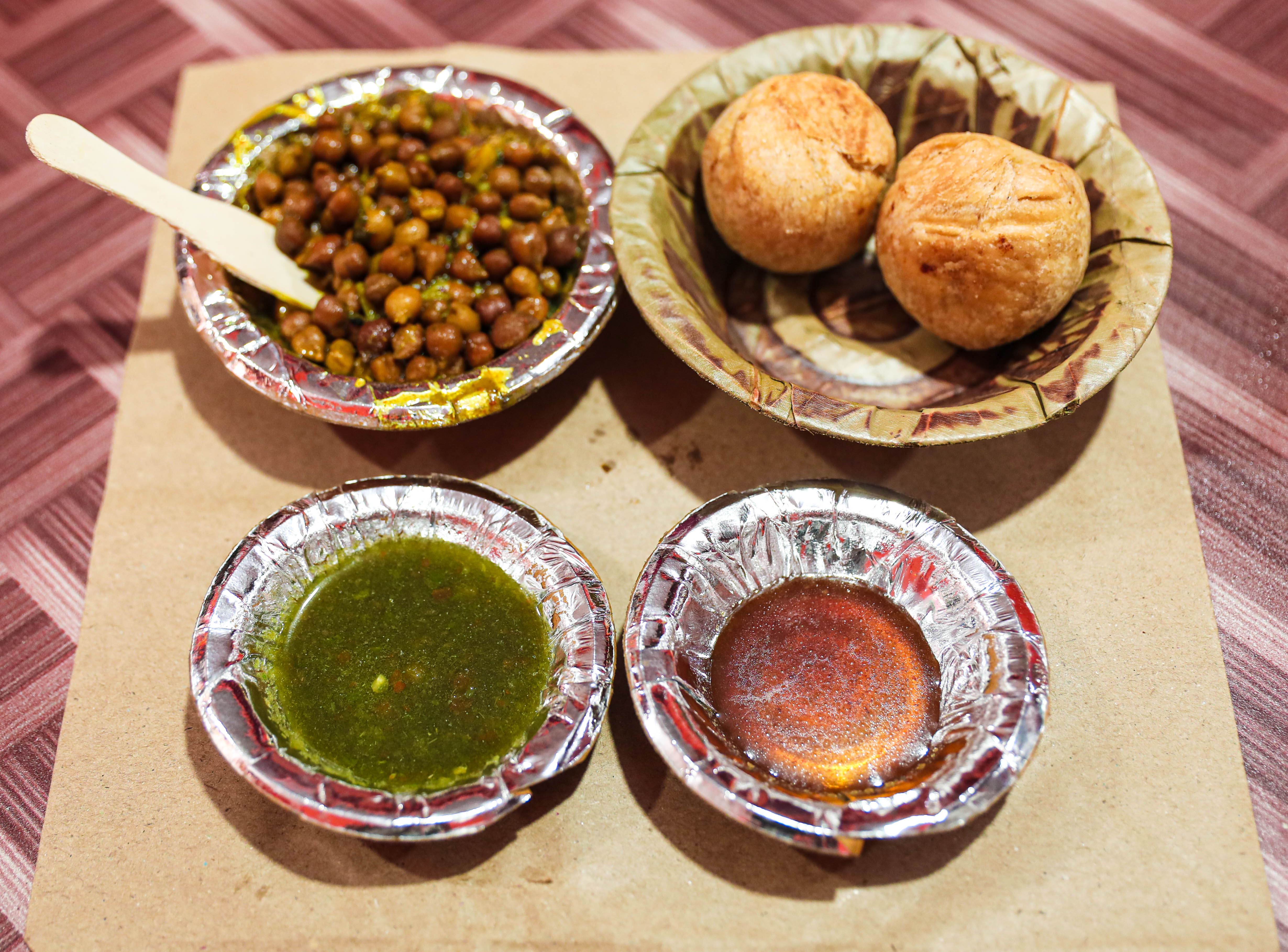 Hing Kachori and Chane ki Sabzi