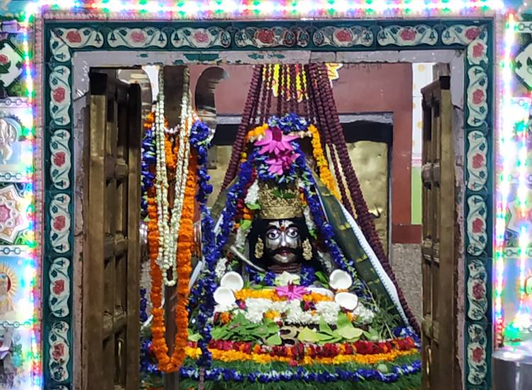 Shri Tilbhandeshwar Mahadev Mandir