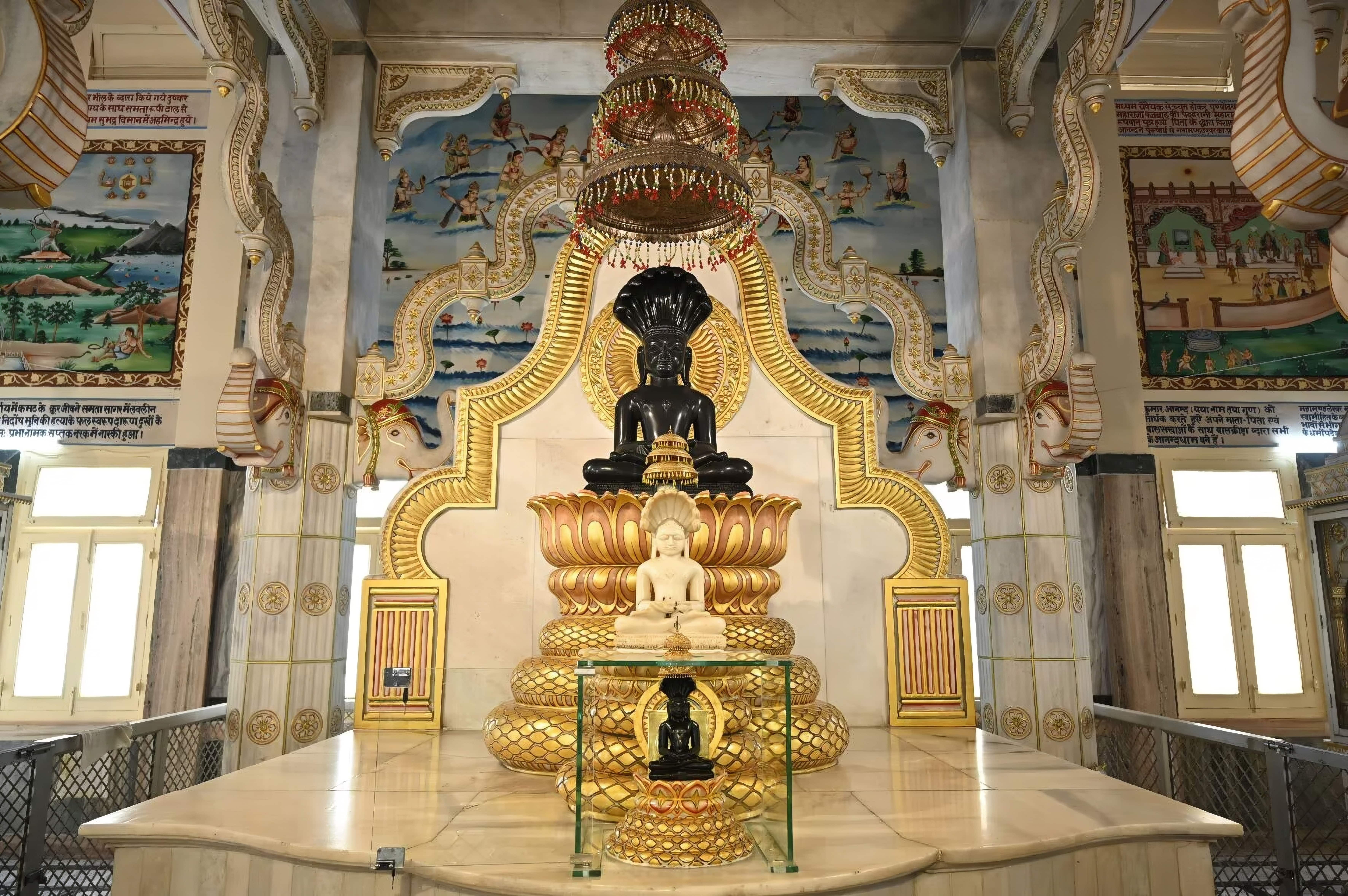 Parshvanath Shwetambar Jain Temple, Bhelupur