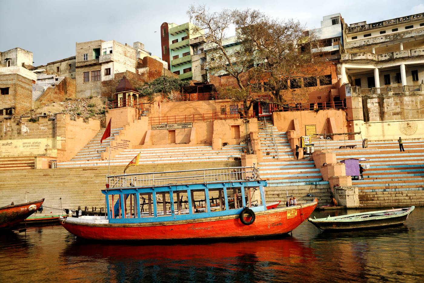 Hanuman Garhi Ghat